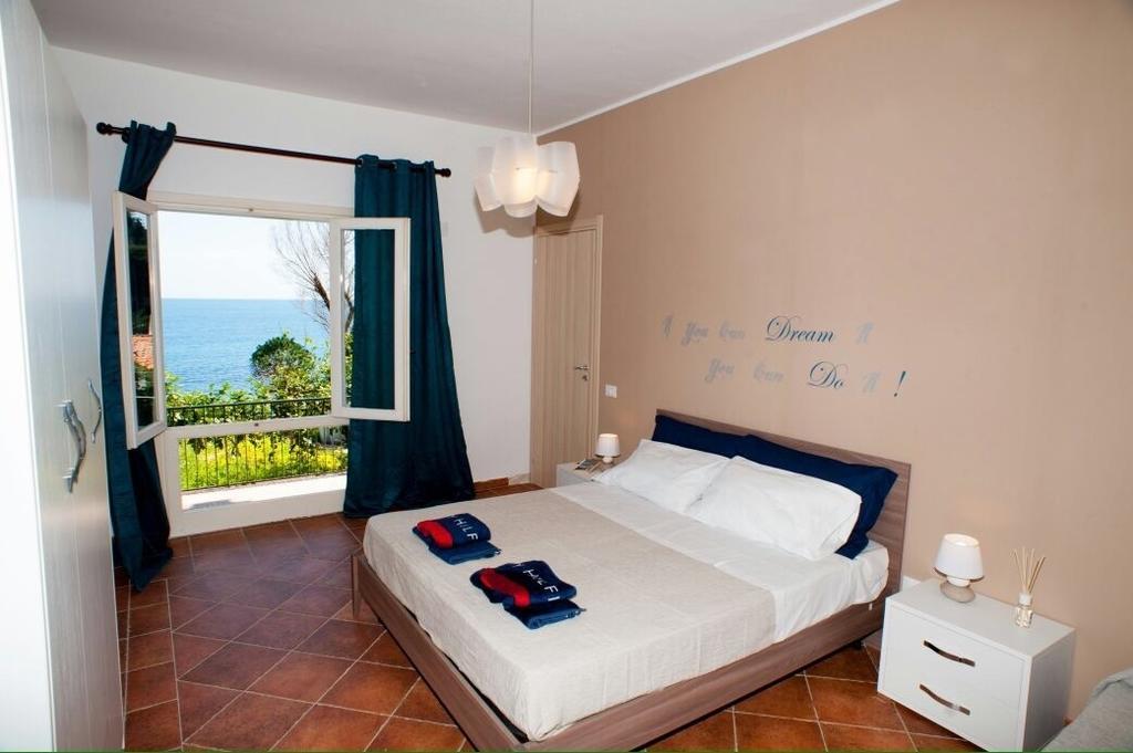 Capozafferano-Casa Carola Villa Santa Flavia Phòng bức ảnh